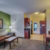 Отель Holiday Inn Express and Suites Wytheville, an IHG Hotel, фото 6