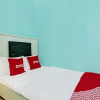 Отель OYO 92294 Amole Homestay Syariah, фото 6