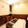 Отель OYO 305 Hotel Rajdeep Palace в Нью-Дели