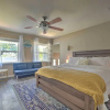 Отель Spacious Granbury Home w/ Lakefront Outdoor Oasis!, фото 25