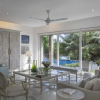 Отель White Villa, фото 1