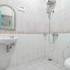 Отель RedDoorz Plus At Hotel Sofia Pangandaran, фото 14
