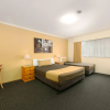 Отель Mt Ommaney Hotel Apartments, фото 4