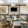 Отель Quality Inn at Collins Road - Cedar Rapids, фото 8