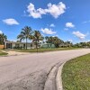 Отель Lovely Port St Lucie Abode w/ Private Yard!, фото 1