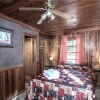 Отель Apache Village 7, Queen Bed, Midtown, Sleeps 2, фото 3