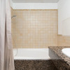 Отель Whitesage - Magnificent Waterfront Apt, Steps From the Beach, фото 11