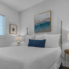 Отель Private Pool, Minutes to the Gulf - Pet Friendly + 5 Bikes: Sleeps 12, фото 4