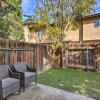 Отель Central Bakersfield Townhome w/ Private Patio, фото 5