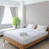 Отель Cozy Living Studio Room At Urbantown Serpong Apartment, фото 23