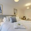 Отель Beautiful 1-bed Apartment in Gloucester, фото 6