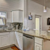 Отель Sun Castle Pb221 3 Bedrooms 3 Bathrooms Condo, фото 12