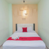 Отель RedDoorz near Alun Alun Madiun, фото 27