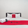 Отель RedDoorz Syariah Plus near Jatiwarna Toll Gate, фото 11