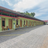 Отель RedDoorz near Kampus UMP Purwokerto, фото 1