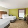 Отель Holiday Inn Express Hotel & Suites Bentonville, фото 3