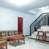 Отель OYO 1380 Velodrome Family House Syariah, фото 10