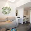 Отель Jonaz Rooms & Suites, фото 2