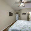 Отель Ic 102 Comal Float Inn 2 Bedroom Condo by RedAwning, фото 3