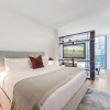 Отель Incredible top floor studio with view, фото 4