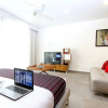 Отель Charming, Huge & Bright Studio on the New 5th Avenue, 3 Blocks From the Beach!, фото 17