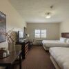Отель Landmark Inn and Suites, фото 7