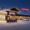 Отель Travel Inn Cochrane в Кочрейне