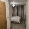 Отель Inviting 2 Bedroom Apartment in Maidenhead, фото 17