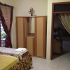 Отель Marry Ind Vila & Guest House Gunung Kawi Malang, фото 17