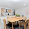 Отель Resortstyle 4BR House With Parking@werribee, фото 12