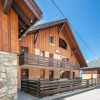 Отель Neat residence, 350 m. from the ski elevators in Vaujany, фото 1