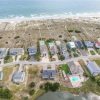 Отель Atlantic Retreat West - 3 Bedroom Home, фото 13