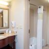 Отель Hampton Inn & Suites Cincinnati-Union Center, фото 24