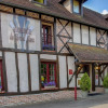 Отель Auberge du Cheval Blanc в Селль-Сен-Дени