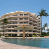 Отель Ocean Front Condo With Pool Sleeps 6 Adults, фото 1