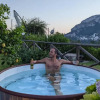 Отель Suite Lia - Private Room with garden and tub close to Villa Eva e Cimbrone, Ravello, фото 12