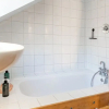 Отель Lovely 2 BD with stunning views over Stroud valley, фото 9