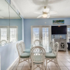 Отель SPC 4133 Beautiful Tennis Court 2 bedroom with free beach set up for 2 by RedAwning, фото 12