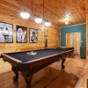 Отель Riverbend Haven Mountain Adventure Awaits 6 Bedroom Home by Overmoon, фото 19