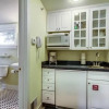 Отель Captain's Cottage Suites, фото 12
