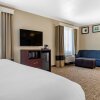 Отель Comfort Suites Plano - Dallas North, фото 15