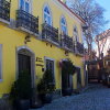 Отель Charm Inn Sintra в Синра