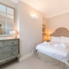Отель Charming, Recently Renovated 2-bed in Fulham, фото 14