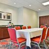 Отель Holiday Inn Express & Suites Utica, an IHG Hotel, фото 22