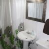 Отель Adib Apartments - 840 Woodroffe Ave, Unit 2, фото 9