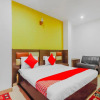 Отель OYO 74184 Hotel Meredian Comfort Inn, фото 2