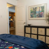 Отель Charming, 2 Bedroom in Newark, фото 5