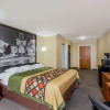 Отель Super 8 by Wyndham Los Angeles Downtown, фото 4