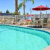 Отель Motel 6 Fresno - Blackstone South, фото 15