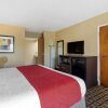 Отель SureStay Hotel by Best Western Lenoir City, фото 11